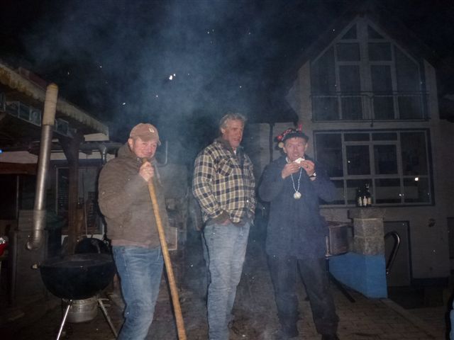 nochmal Drei von der Tankstelle